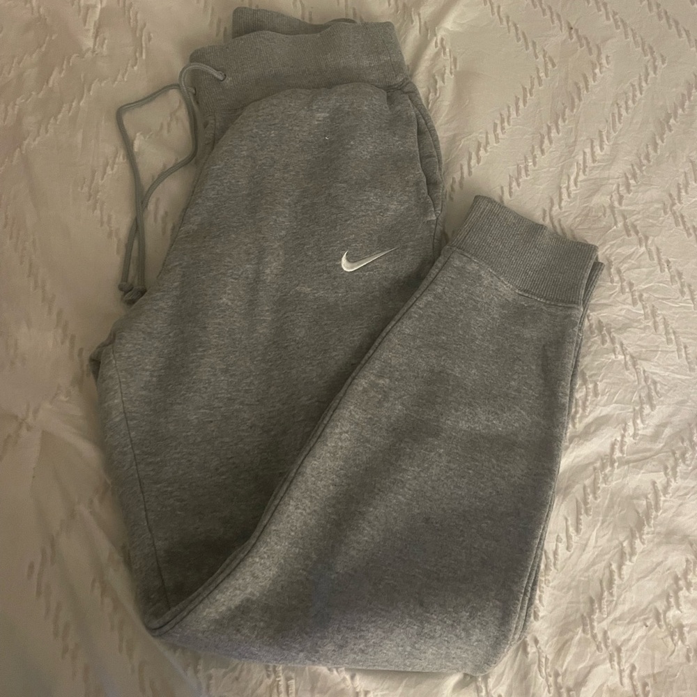 Grey Nike Sweatpants
